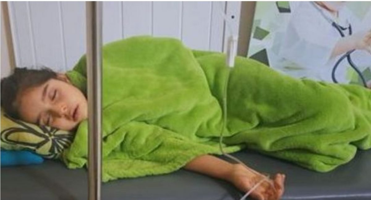 „Mami, o să fii tristă când nu o să mai fiu cu tine?” Povestea emoționantă a Ioanei, o fetiță de doar 8 ani care se luptă cu o boală nemiloasă