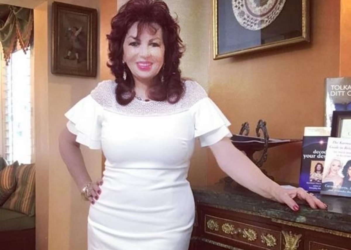 Câți bani îți cere Carmen Harra pentru o oră în care îți prezice viitorul