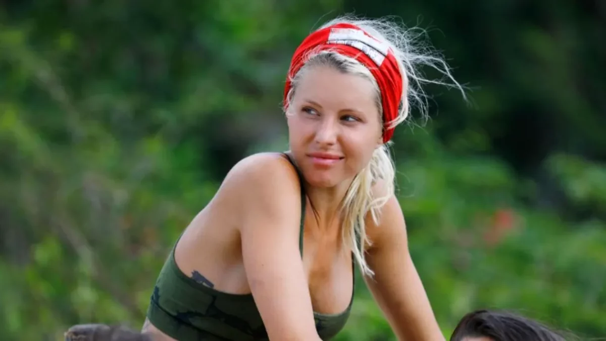 CUM ȘI-A CÂȘTIGAT CARMEN GREBENIȘAN PRIMII BANI. I-A SPUS-O LUI CĂTĂLIN MĂRUȚĂ FĂRĂ OCOLIȘURI: ”PUNEAM POZELE CU MINE PE…”
