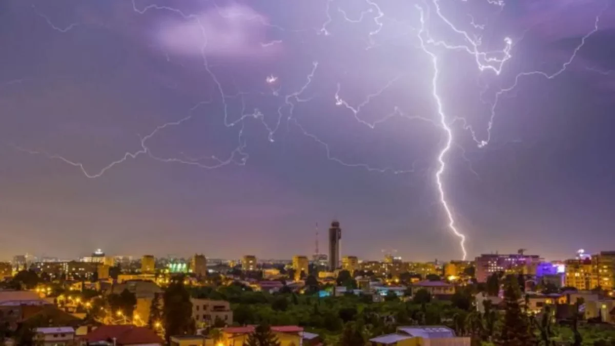România va fi afectată de un anticiclon puternic. ANM anunță grindină și furtuni electrice violente. Zonele vizate