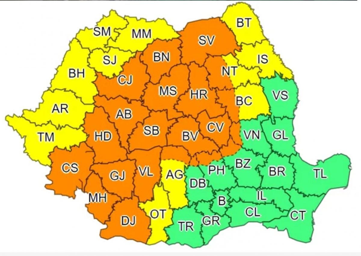 ALERTĂ METEO Cod Portocaliu de furtună pentru mare parte din țară. Cod galben în vest