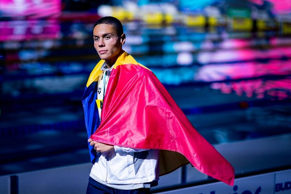 Probleme pentru David Popovici! Totul s-a aflat înaintea Mondialelor. Ce şanse are la medalii campionul român