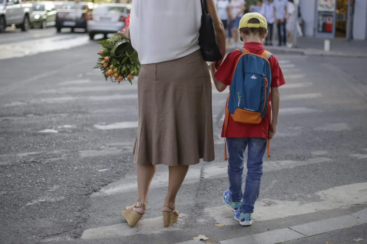 Este sau nu liberă pentru părinți prima zi de școală din anul școlar 2023-2024. Ce spune legea, de fapt