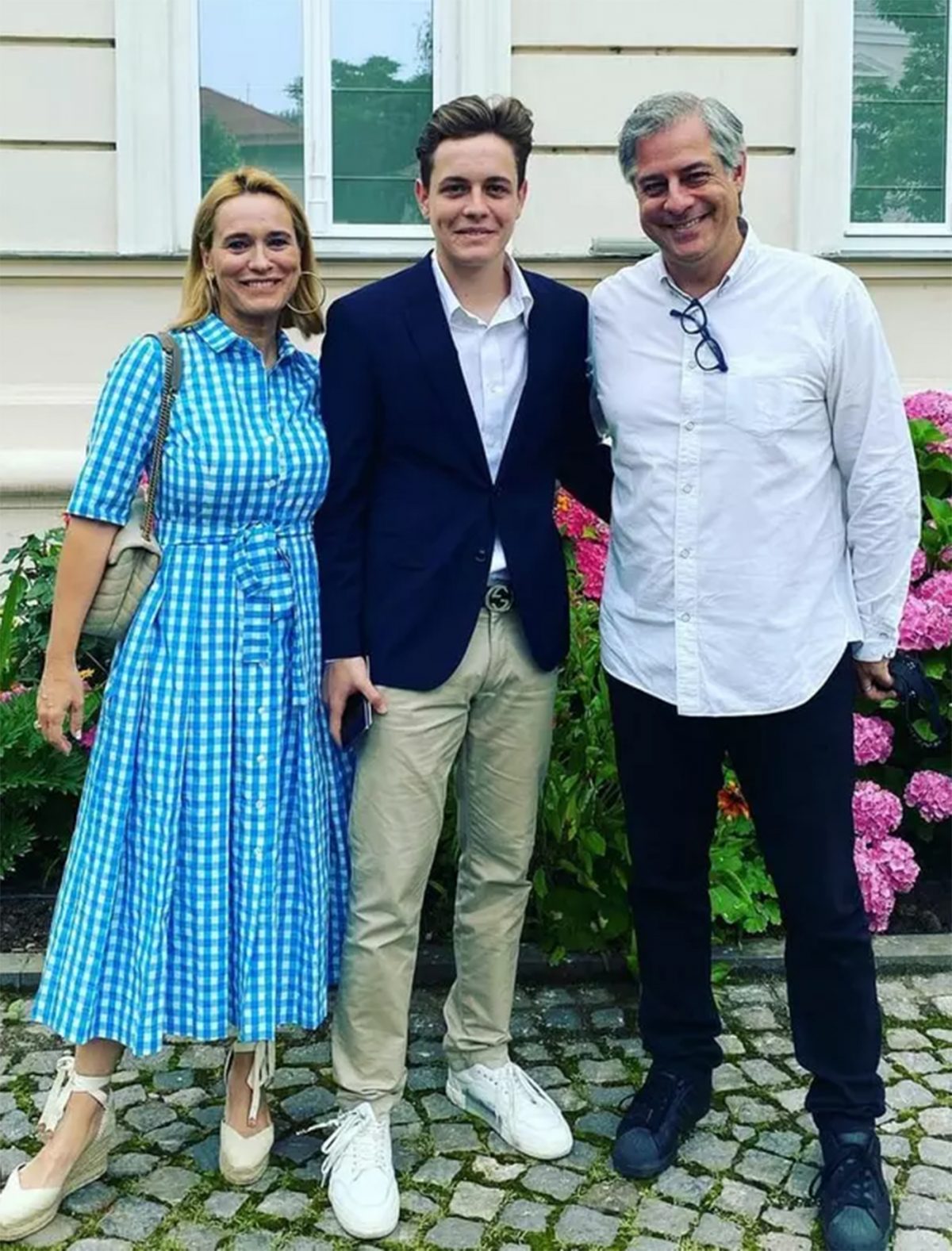De ce a fost EXMATRICULAT Aris Eram de la Liceul Francez. Ce a fost prins făcând în toaleta școlii concurentul America Express de la Antena 1