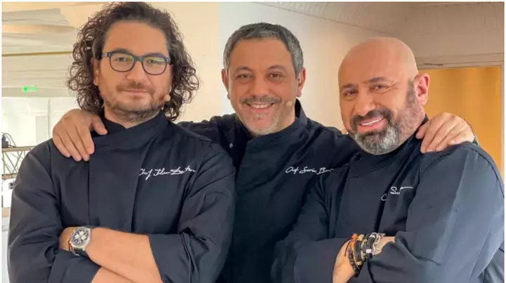 Mesajul ironic transmis de Florin Dumitrescu, Cătălin Scărlătescu, Sorin Bontea după ce au fost anunțați noii jurați Chefi la Cuțite Citeşte întreaga ştire: Mesajul ironic transmis de Florin Dumitrescu, Cătălin Scărlătescu, Sorin Bontea după ce au fost anunțați noii jurați Chefi la Cuțite