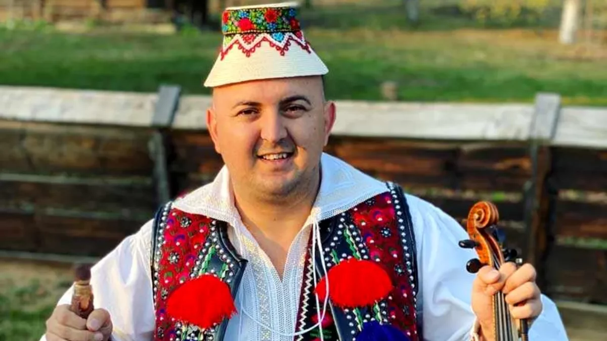 MĂRTURIA FEMEII CARE ÎL ACUZĂ DE HĂRȚUIRE PE VASILICĂ CETERAȘU. „MI-A TRAS FUSTA ȘI A SCOS-O CU TOTUL. A DAT SĂ SCOATĂ BANII”