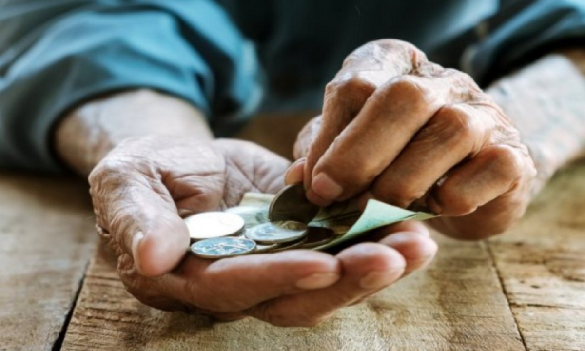 Casa de pensii cere pensioarilor să aducă un al doilea document. Lista pensionarilor care trebuie urgent să depună actul