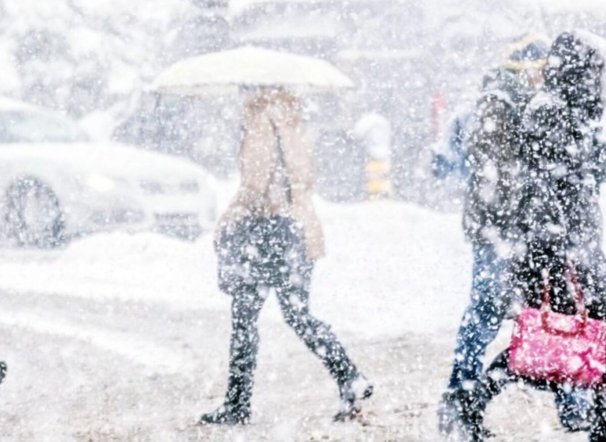 Alertă meteo! Se întorc ninsori puternice însoțite de viscol năprasnic