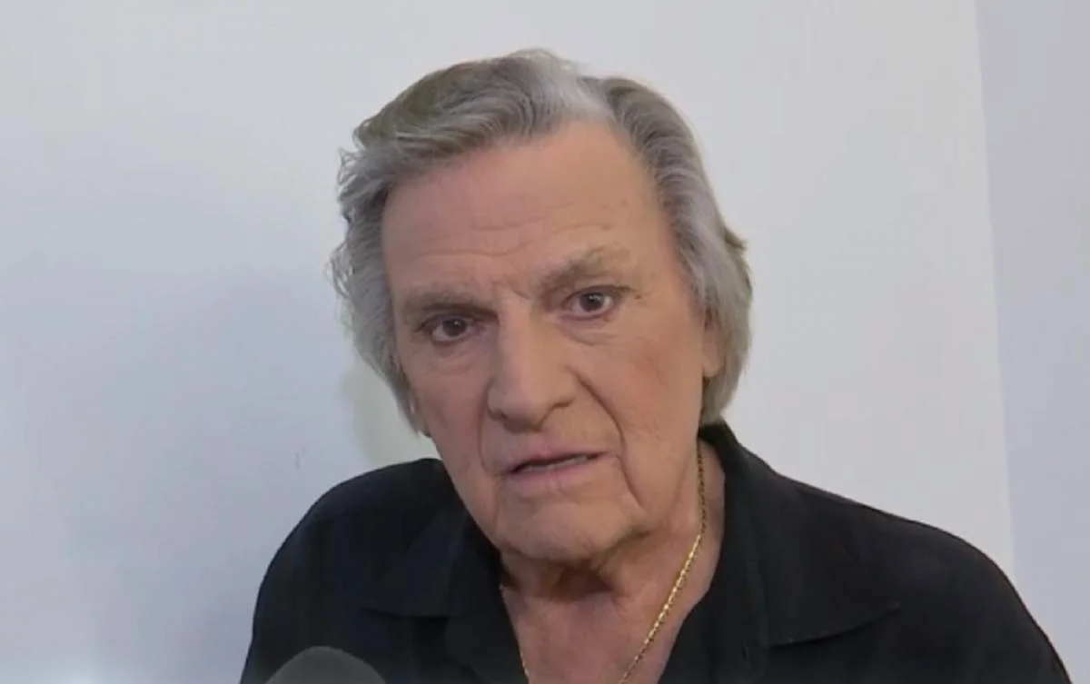 ”O stare generală gravă”. Medicii, noi detalii după ce Florin Piersic a fost transferat la Spitalul de Ortopedie pentru a fi operat