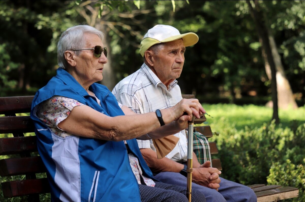 Anunț oficial de la Casa Națională de Pensii: Când pot pensionarii să meargă la bancomat