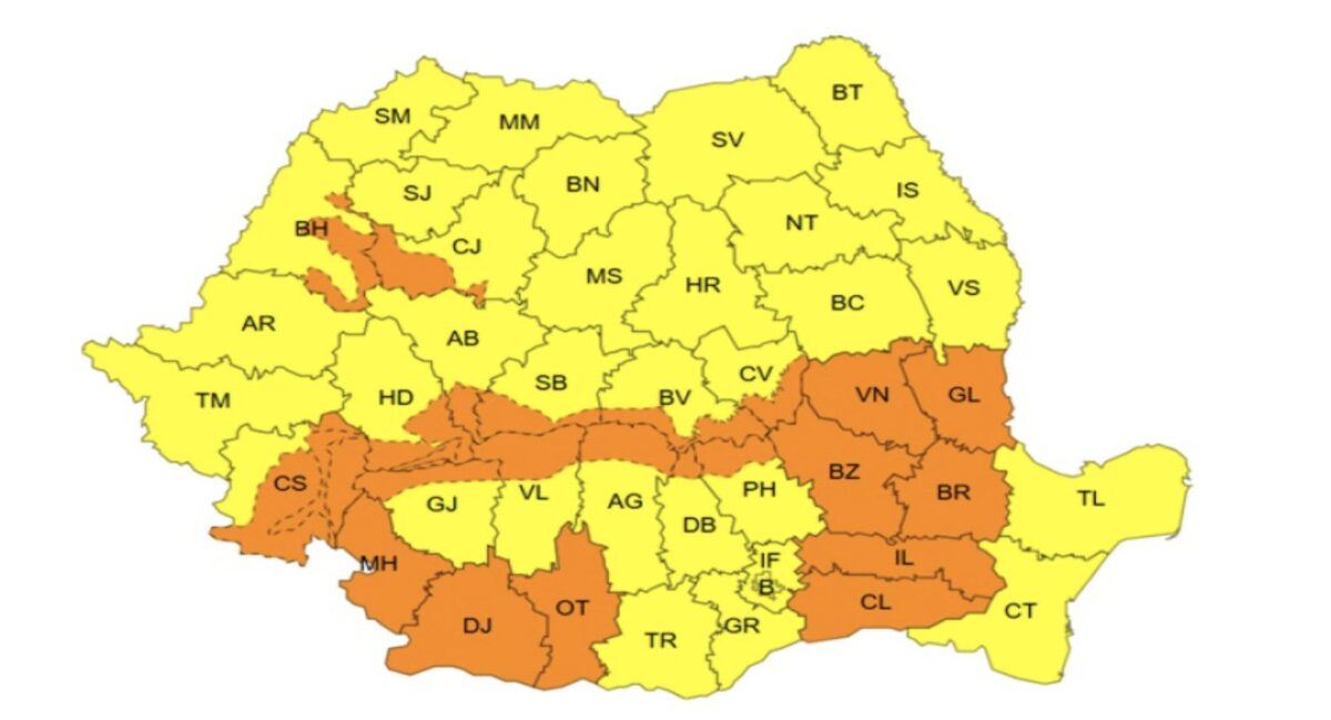 Toată România este sub cod galben și portocaliu de viscol, ninsori puternice și vreme extremă