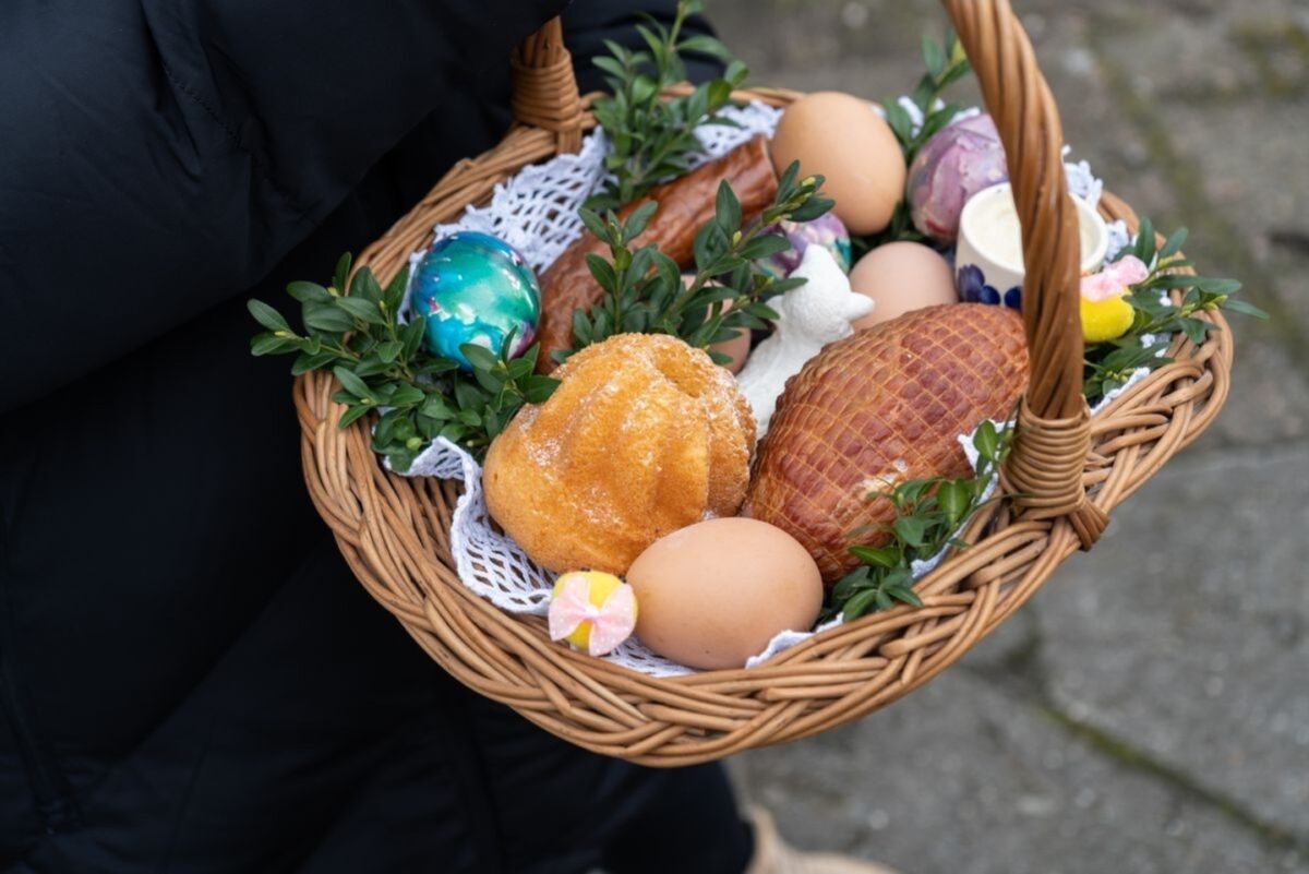 Ce se dă de pomană de Înălțarea Domnului, pe 29 mai: Alimentele care nu trebuie să lipsească