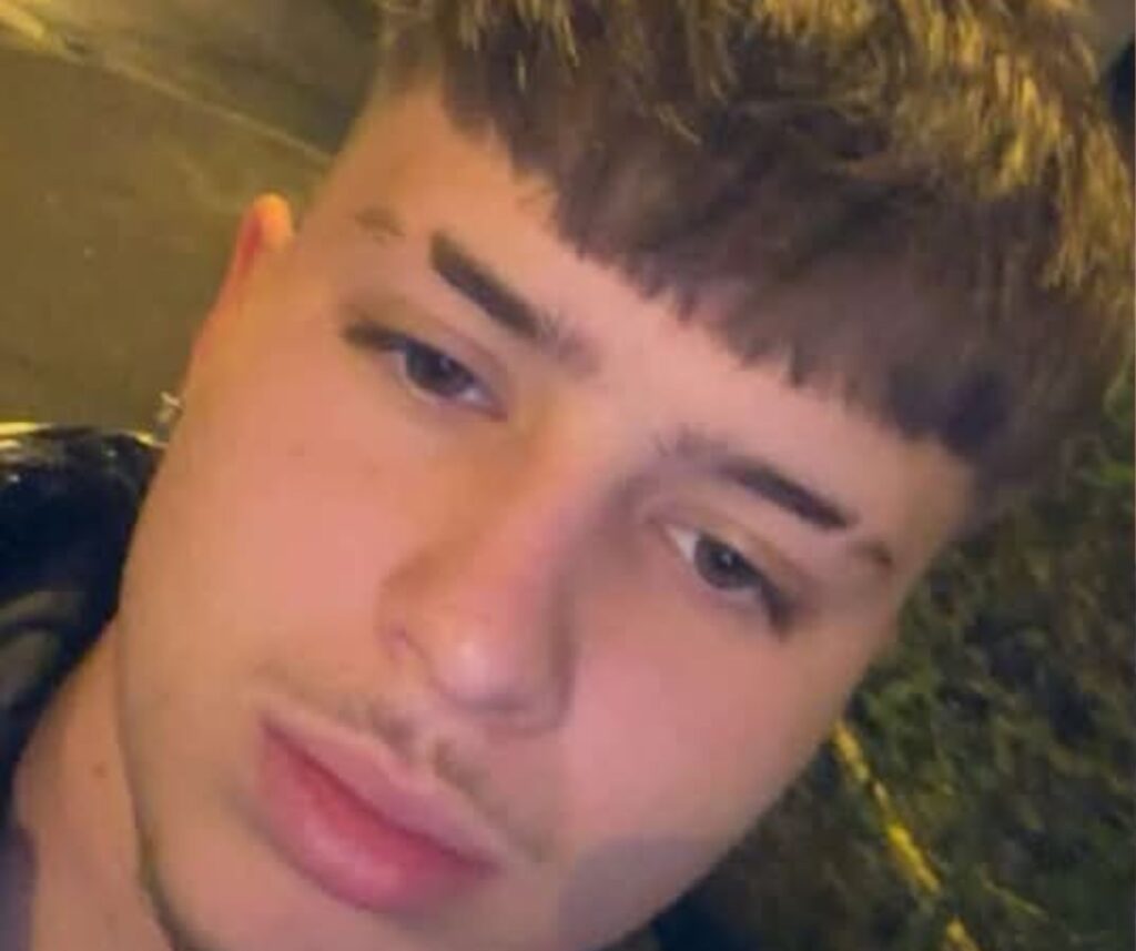 A murit Rareș, tânărul de 17 ani, care a căzut în gol 30 de metri de pe o stâncă: „Am sperat până în ultima clipă”