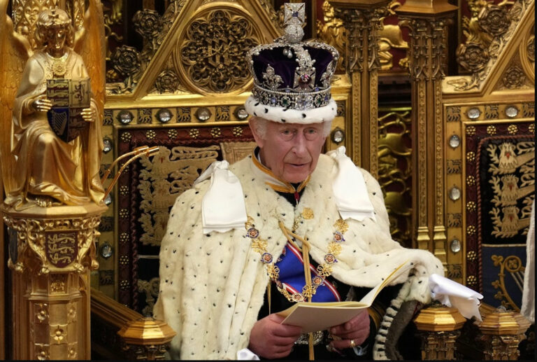 Se pregateste succesiunea la tron. Regele Charles a refuzat chimioterapia.