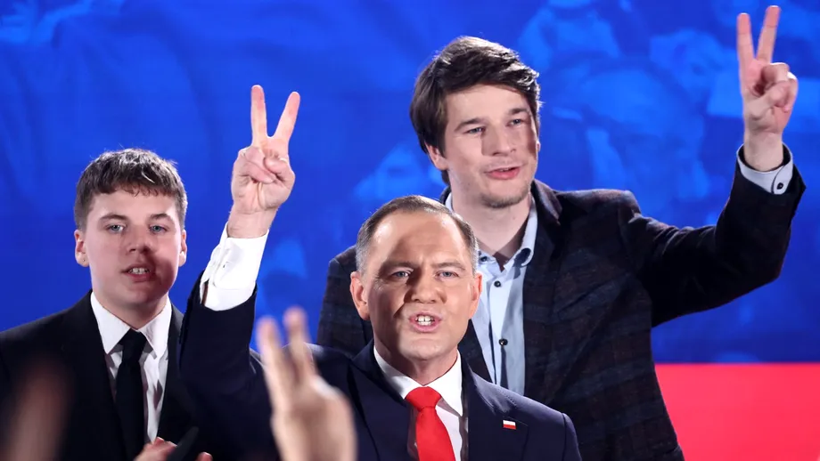 Polonia are un nou președinte, naționalistul Karol Nawrocki a câștigat la limită. Reacția lui George Simion