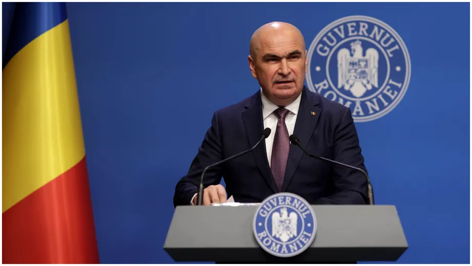 Ilie Bolojan anunță măsuri drastice: TVA crește la 11% și 21%, accizele la tutun, alcool și combustibil sunt mărite, iar pensiile de peste 3000 de lei vor fi taxate