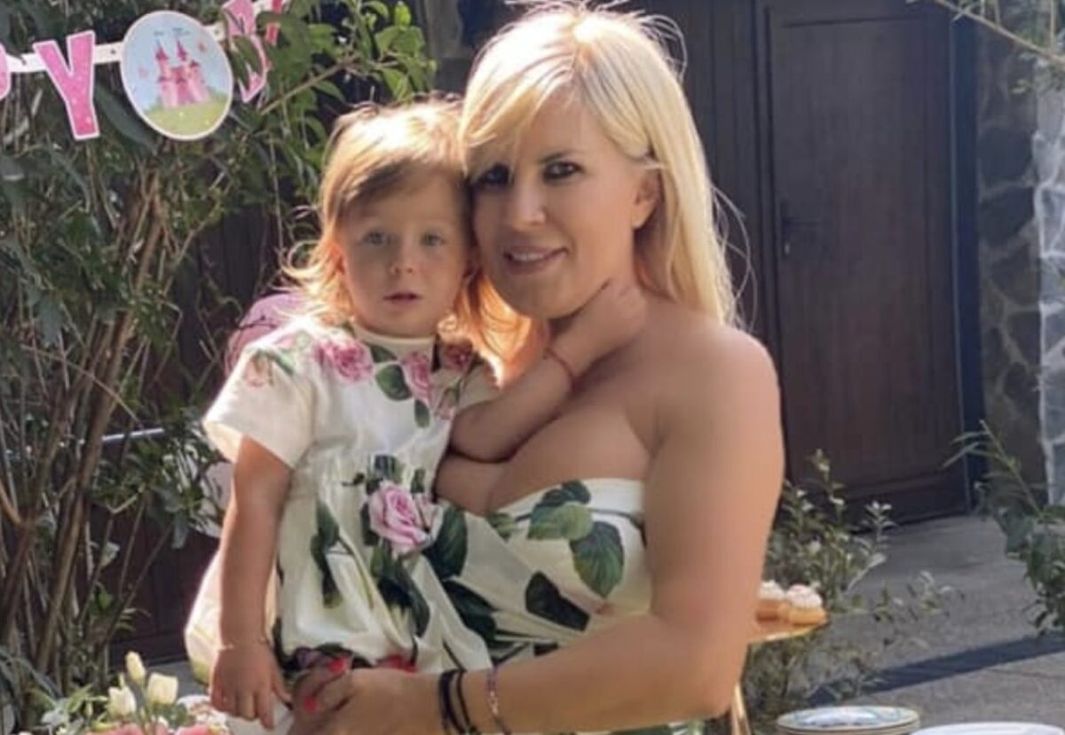 Ce i‑a spus fetița când a văzut‑o pe Elena Udrea la ușa casei. Veți plânge, reacție total neașteptată