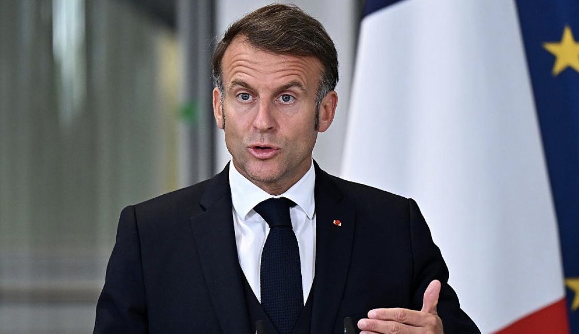 E scandal internațional. Decizia lui Emmanuel Macron