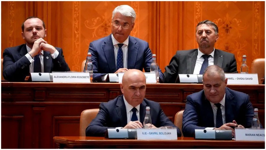 Ministrul din Guvernul Bolojan care amenință cu plecarea din funcție: ”Premierul are demisia mea pe masă”