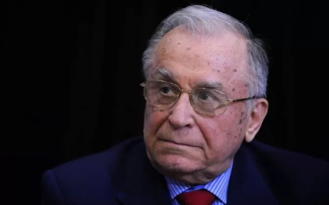 Răsturnare de situație. Cine va moșteni AVEREA lui Ion Iliescu. Și-a făcut TESTAMENTUL