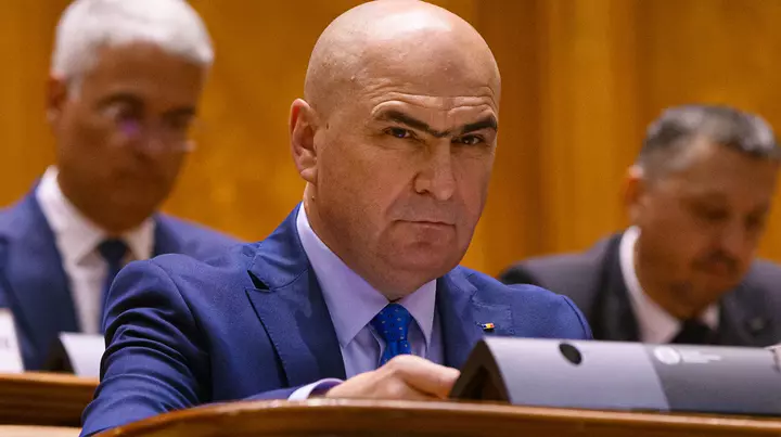 Se schimbă legea privind plata pensiilor private. Ce decizie a luat Guvernul Bolojan