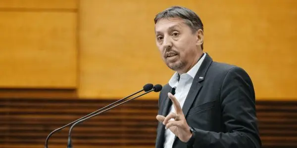 Ministrul Educației cere directorilor să anunțe cum va începe școala pe 8 septembrie