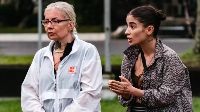 Calina Roman și iubitul au distrus un alt apartament, din temelii! „Cuplul-dinamită” lovește din nou, mult mai agresiv!