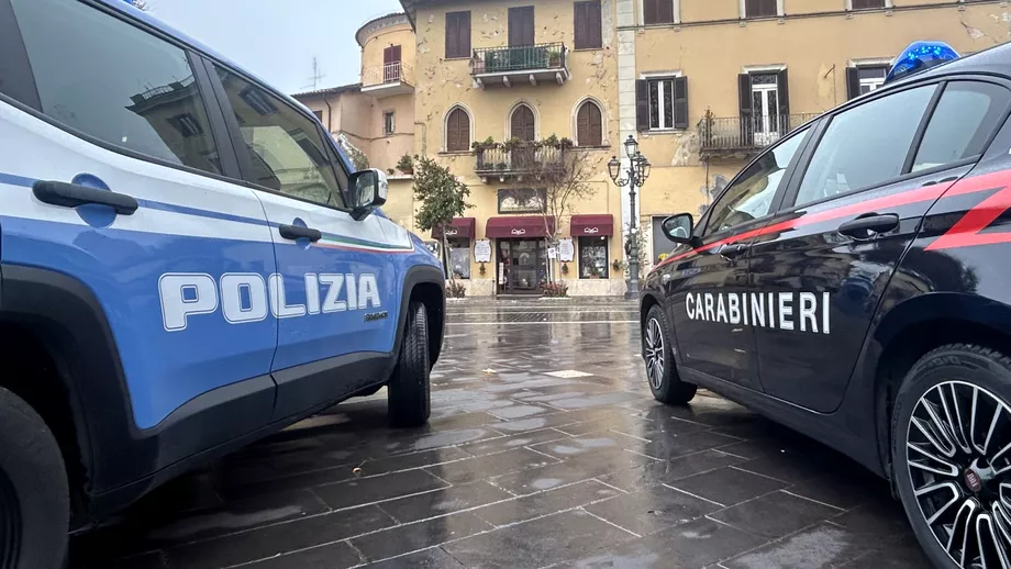 O româncă a fost băgată cu capul într-o oală cu apă fierbinte de iubitul italian. Femeia a ripostat și l-a înjunghiat