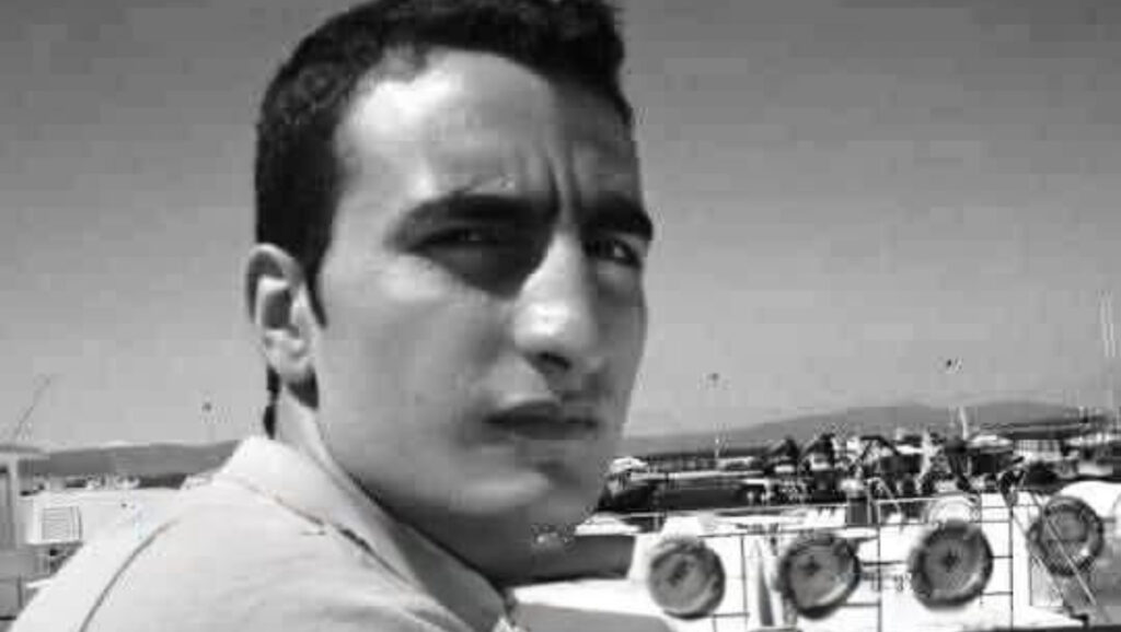 Ovidiu a fost găsit fără suflare pe marginea drumului chiar de soția lui, în timp ce își ducea fetițele la școală. Bărbatul avea doar 35 de ani