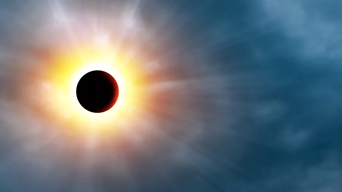 Este informația lumii astrale! Portalul Eclipselor este în plină desfăşurare. Cum îți schimbă viața până la Eclipsa de Soare din 21 septembrie