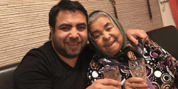 Durere fără margini pentru Dan Bursuc. Mama artistului s-a stins din viață la vârsta de 90 de ani EXCLUSIV