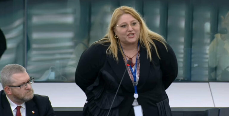 Diana Sosoaca se declara victima razbunarii Ursulei von der Leyen: „Ma uraste, de la ea a plecat totul.”