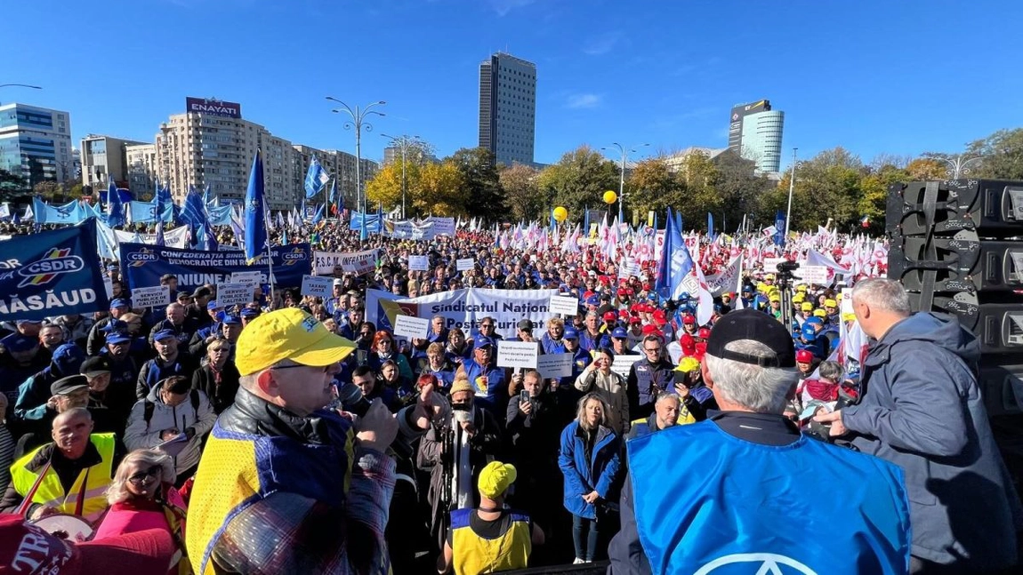 Explozie de nemulțumire în Piața Victoriei! Sindicaliștii cer demisia Guvernului și creșterea salariului minim