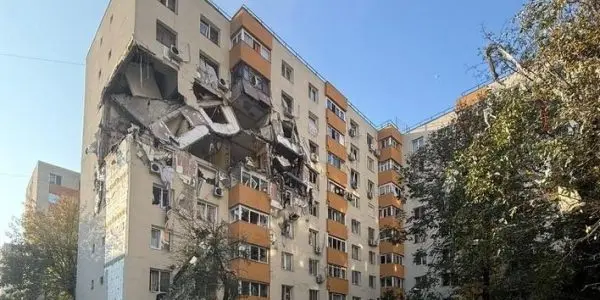 Miracol în Rahova. Un copil de 5 ani salvat ca prin minune din explozia blocului