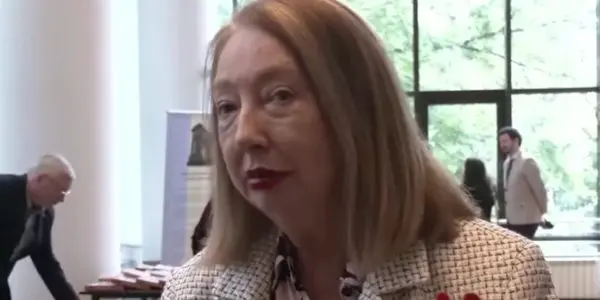 Noi detalii controversate în cazul Rodicăi Stănoiu. Partenerul mai tânăr nu a putut ridica trupul de la INML
