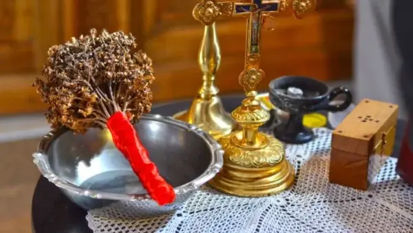 Câte zile se bea Aghiazma Mare de la Bobotează și cum se consumă corect. Rânduieli, tradiții și explicații pe înțelesul tuturor
