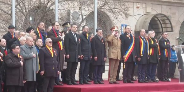Nicușor Dan, huiduit de Ziua Principatelor Române: „La mulți ani, dragi focșăneni”