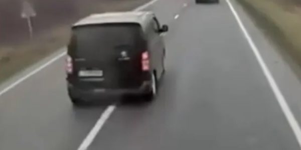 Răsturnare de situație. Ce s-a descoperit la autopsie în corpul șoferului microbuzului care a provocat accidentul teribil din Timiș unde au murit șase fani greci