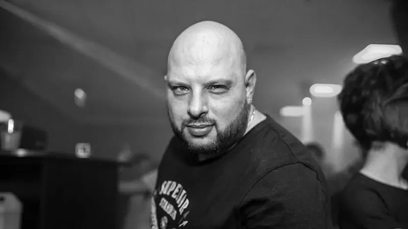 Sora lui Sorin, afaceristul mort alături de soție și copil în accidentul din Iași, urlă de durere! Tânăra nu își poate reveni din șoc: „Cum să îmi îngrop fratele, cumnata și nepoțica?”