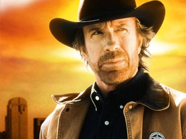 Doliu la Hollywood: A murit Chuck Norris. Simbolul filmelor de acțiune avea 86 de ani