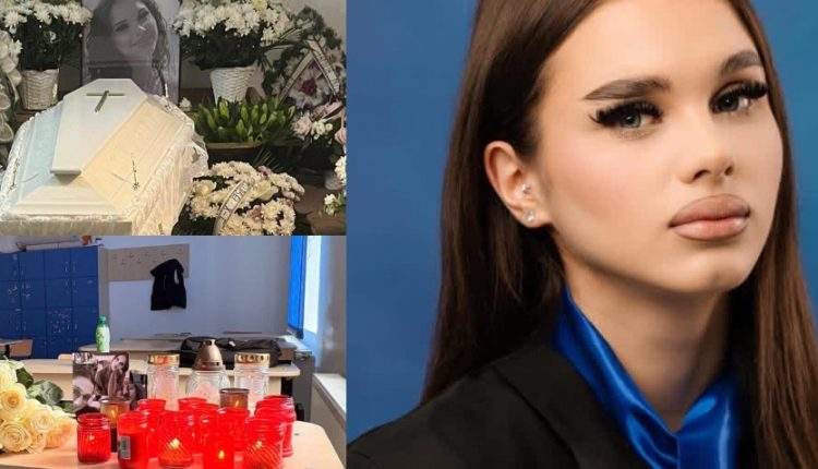 Imagini sfâșietoare de la priveghiul Crinei, adolescenta care și-a pierdut viața în Câmpulung Moldovenesc! Apropiații au umplut camera cu flori albe