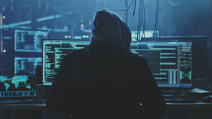 Hackeri asociați Rusiei au spart sute de conturi ale procurorilor ucraineni