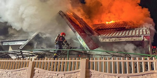 Clipe de groază. Unul dintre cei mai iubiți preoți a murit într-un incendiu devastator