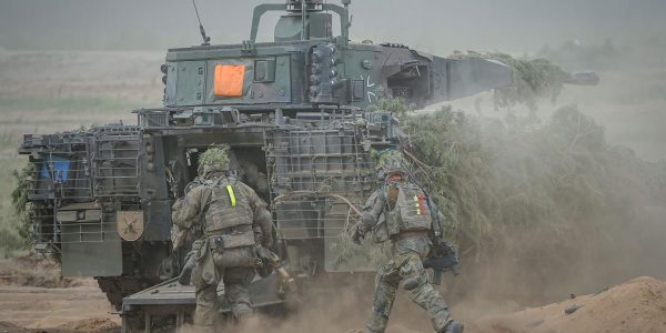 Lovitură pentru NATO: o țară din UE vrea să iasă din alianță