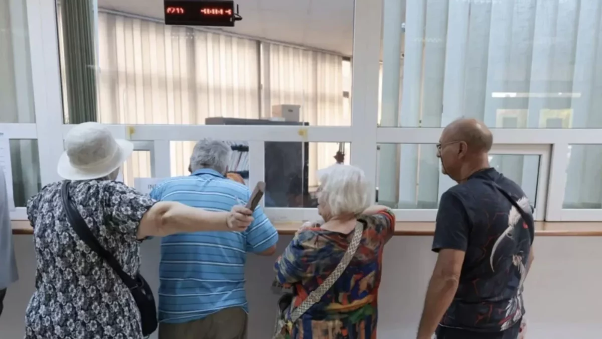 Ferească Dumnezeu! Decizie crucială pentru pensionarii români