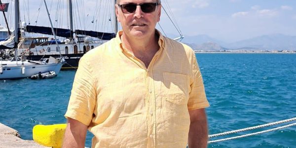 FOTO Ultimele imagini cu Ioan Isaiu pe scenă au emoționat pe toată lumea. Publicul nu știa că îl aplaudă pentru ultima dată
