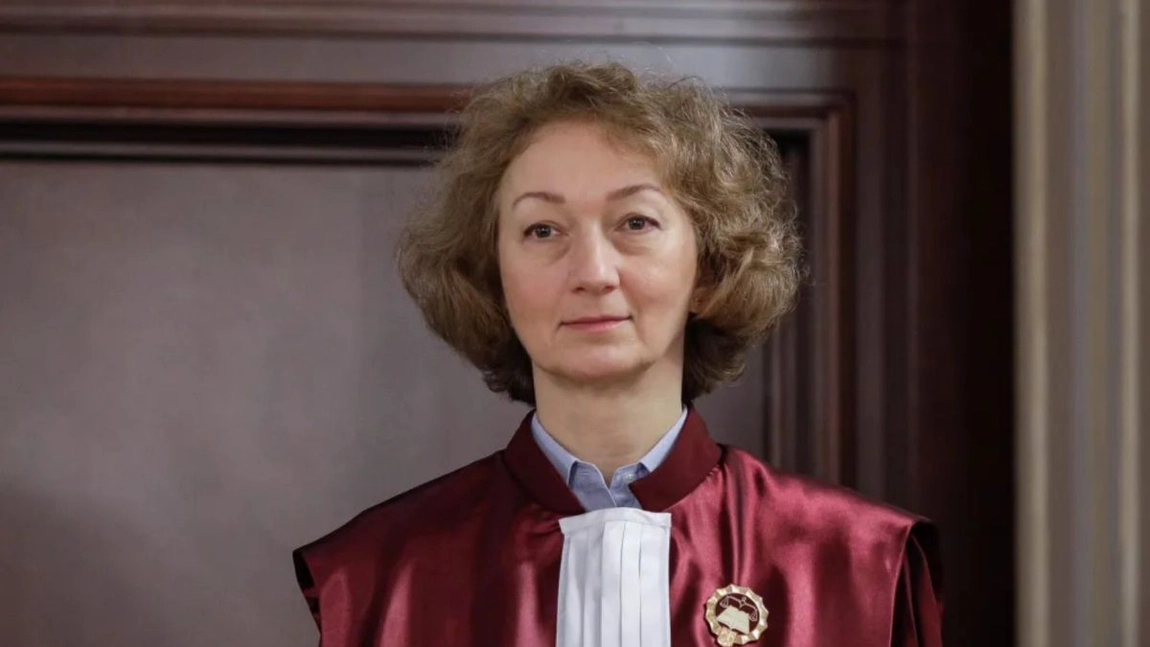 CCR explică anularea alegerilor prezidențiale. Traian Băsescu susține că decizia a fost o greșeală majoră