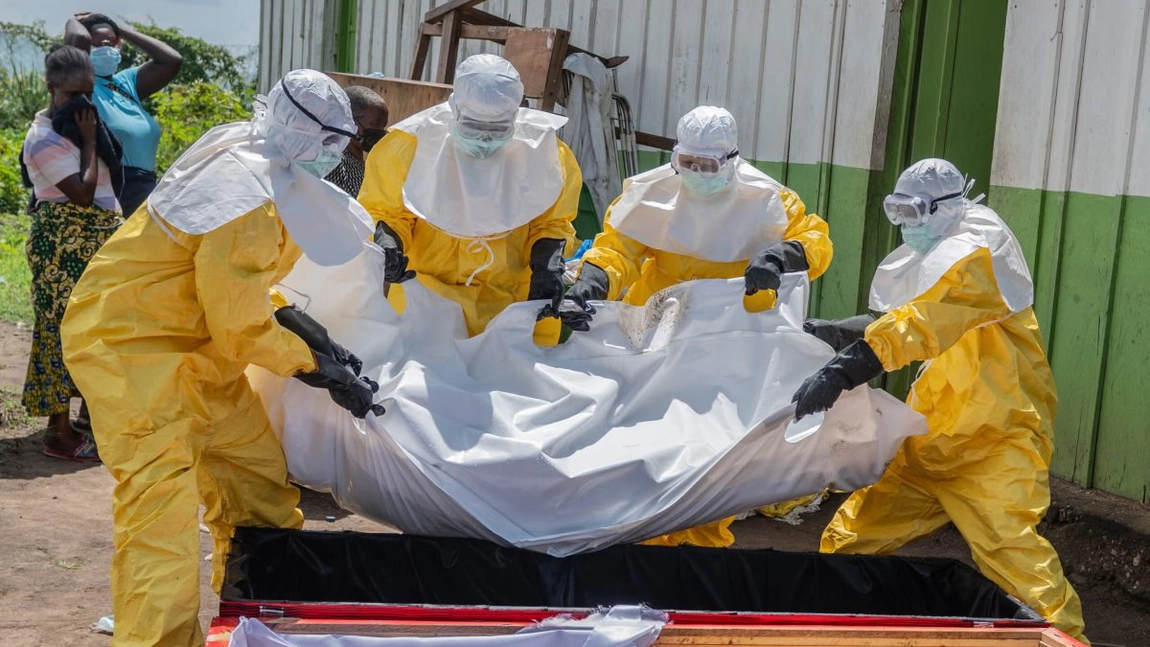 Noul focar de Ebola din Congo se extinde rapid, dar lumea nu are un vaccin aprobat pentru această tulpină