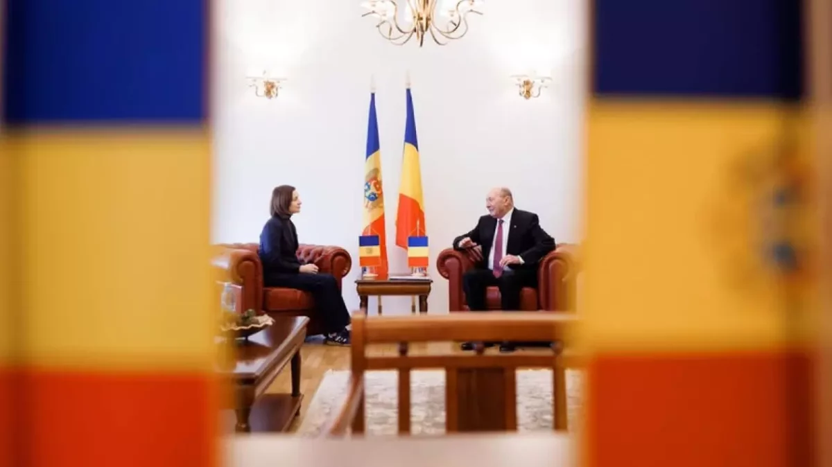 Traian Băsescu și-a recăpătat cetățenia Republicii Moldova. Mesajul emoționant transmis de Maia Sandu
