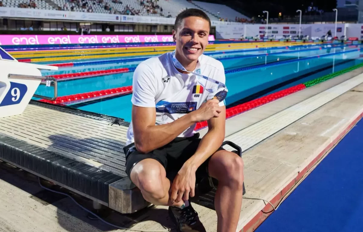 David Popovici a câștigat aurul și la 200 m liber, la Settecolli. Românul a stabilit un nou record al competiției și a reacționat emoționant: „Roma are o bucată din inima mea”